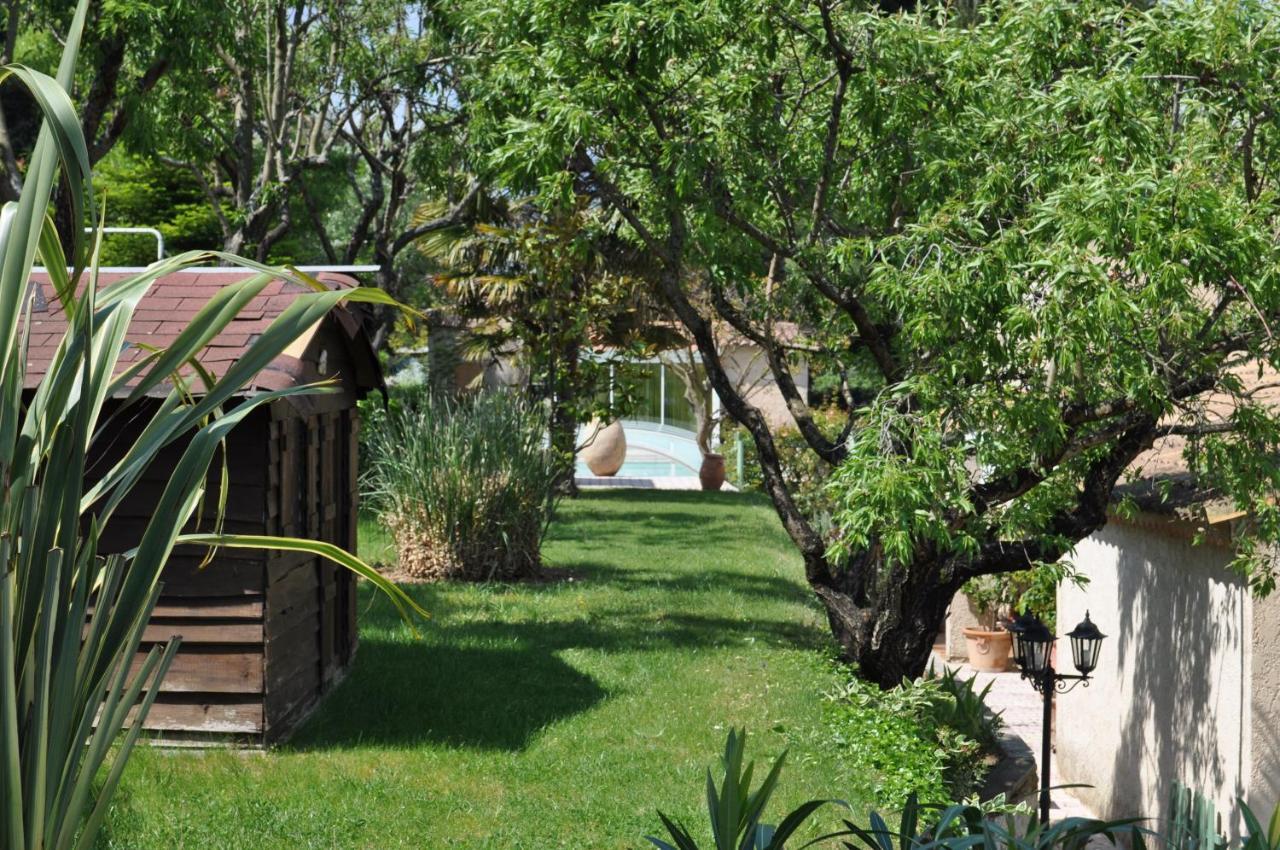 Lou Pin Dou Papet Bed and Breakfast Roquevaire Værelse billede