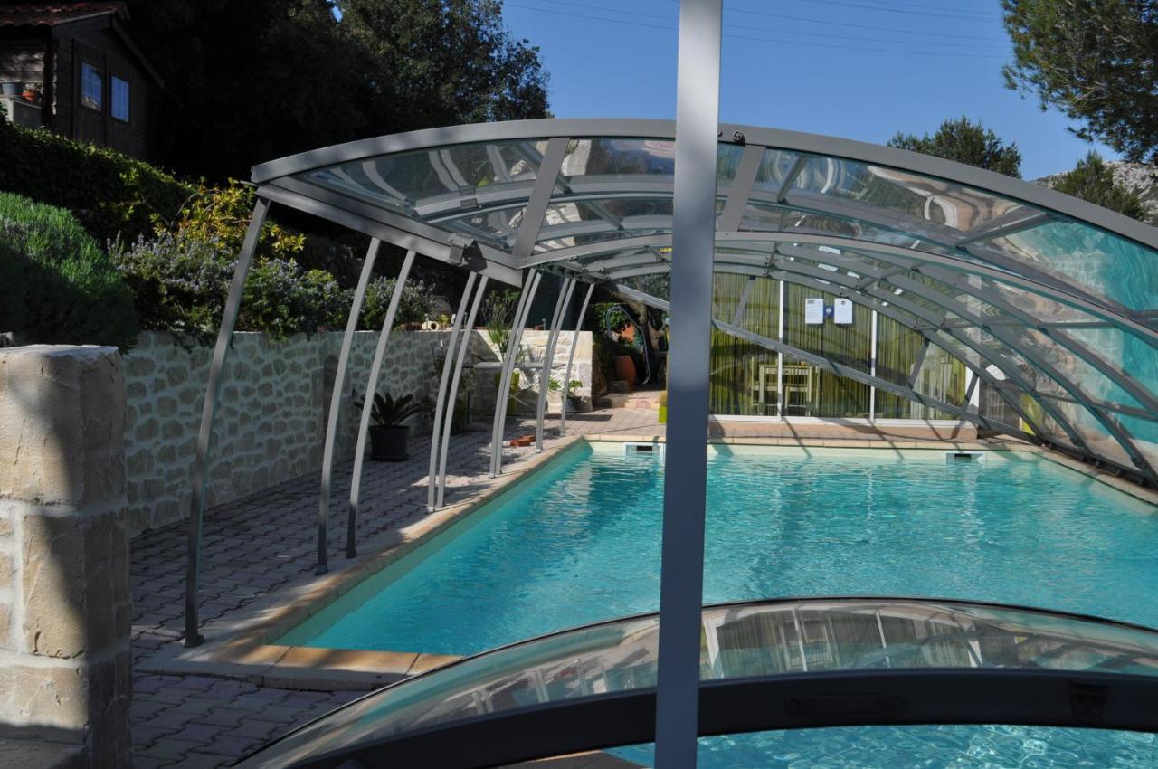 Lou Pin Dou Papet Bed and Breakfast Roquevaire Eksteriør billede